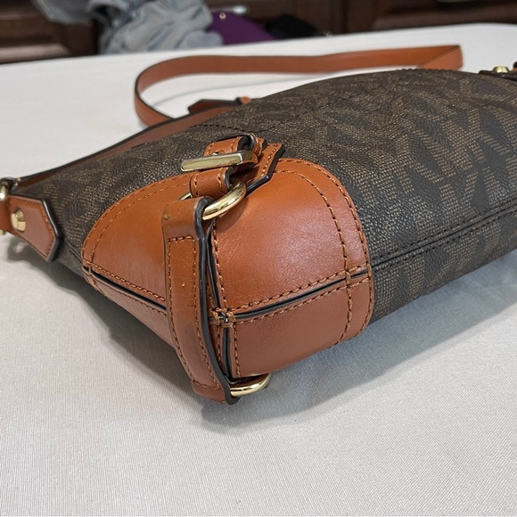 Michael Kors FALLON MD Crossbody Messenger Purse Brown Bristish Tan Trim MK Logo - Picture 10 of 11